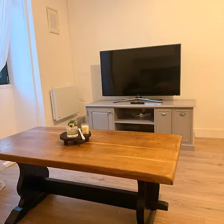 Appartement T2 Meuble De 55 M Plein Centre-ville Historique