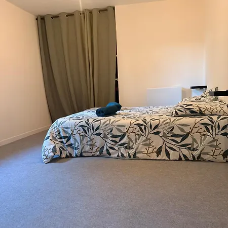 T2 Meuble De 55 M Plein Centre-ville Historique Appartement *